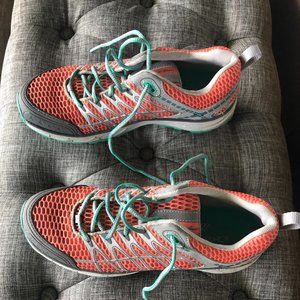 Eddie Bauer Tennis Shoes